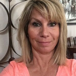 Meet your Posher, Aldona